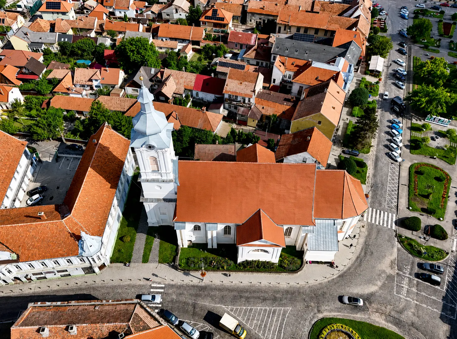 A kézdivásárhelyi református templom és környéke